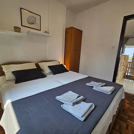 Buza Mit Eigenem Balkon By Interhome Apartment Vantacici