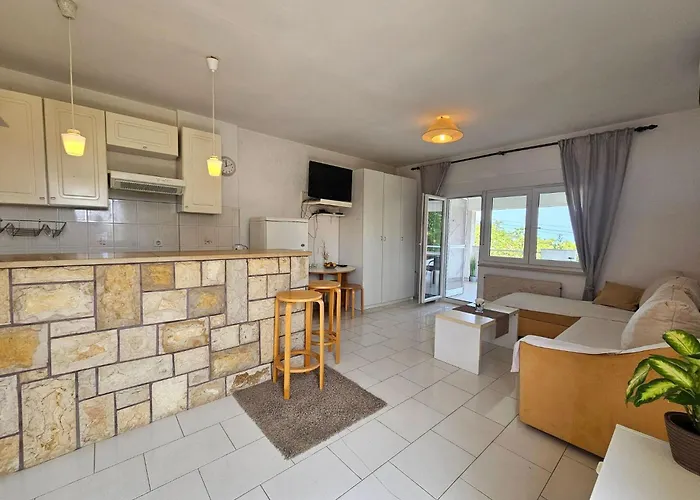 Buza Mit Eigenem Balkon By Interhome *