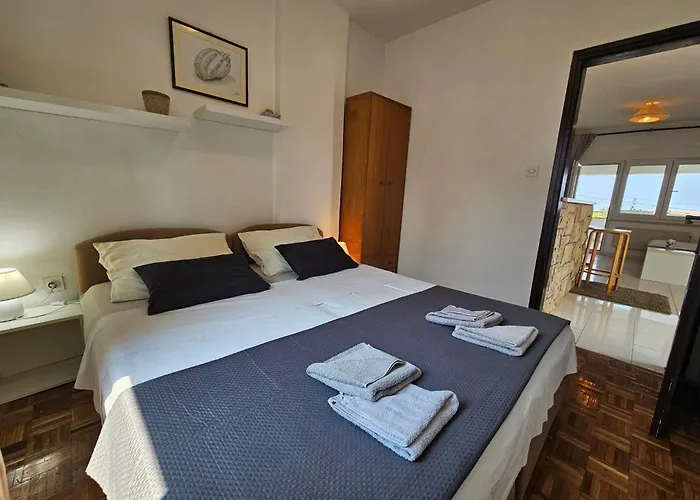 Buza Mit Eigenem Balkon By Interhome Apartman Vantačići